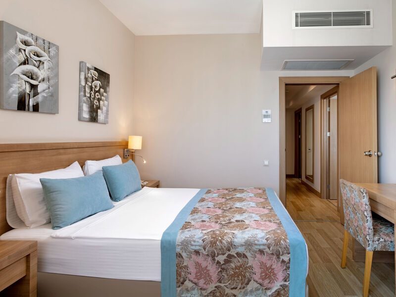 Ramada Resort Lara