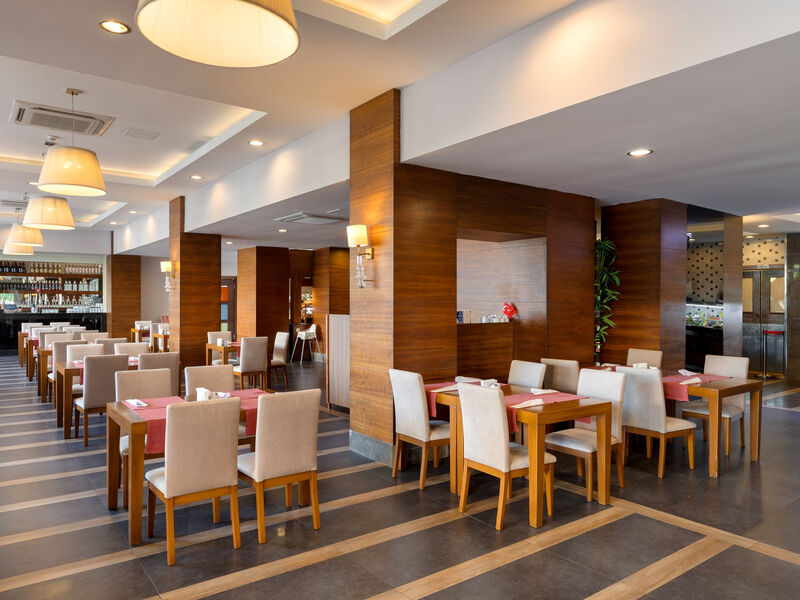 Ramada Resort Lara