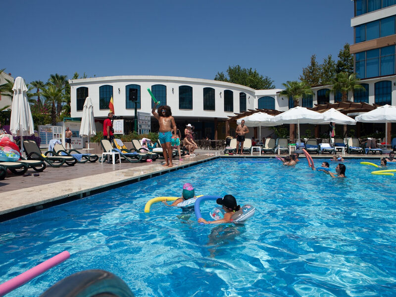 Raymar Resort & Aqua