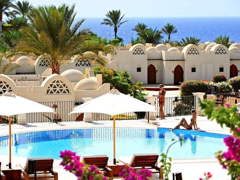 Reef Oasis Beach Resort
