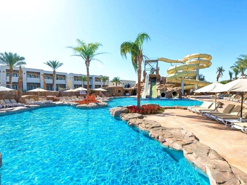 Reef Oasis Beach Resort