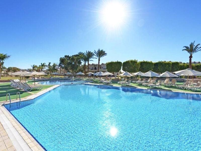 Reef Oasis Beach Resort