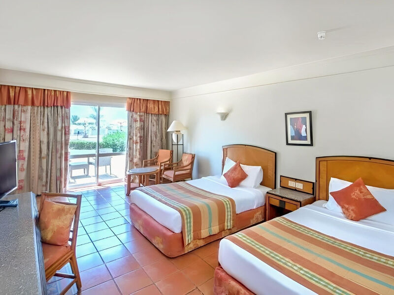 Reef Oasis Beach Resort