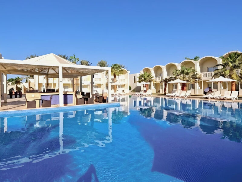 Reef Oasis Beach Resort