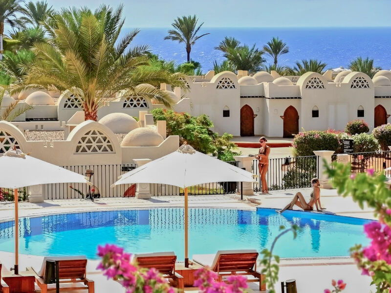Reef Oasis Beach Resort