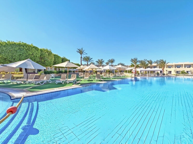 Reef Oasis Beach Resort