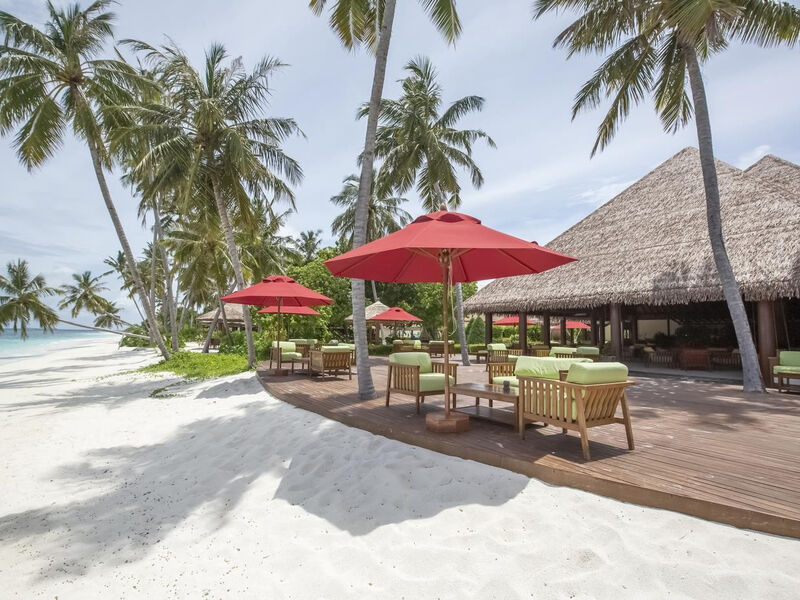 Reethi Faru Resort