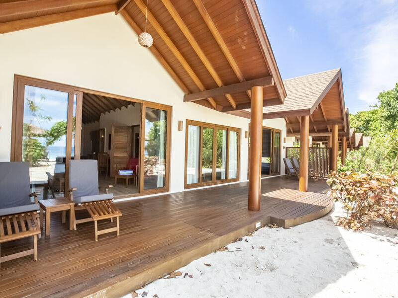Reethi Faru Resort