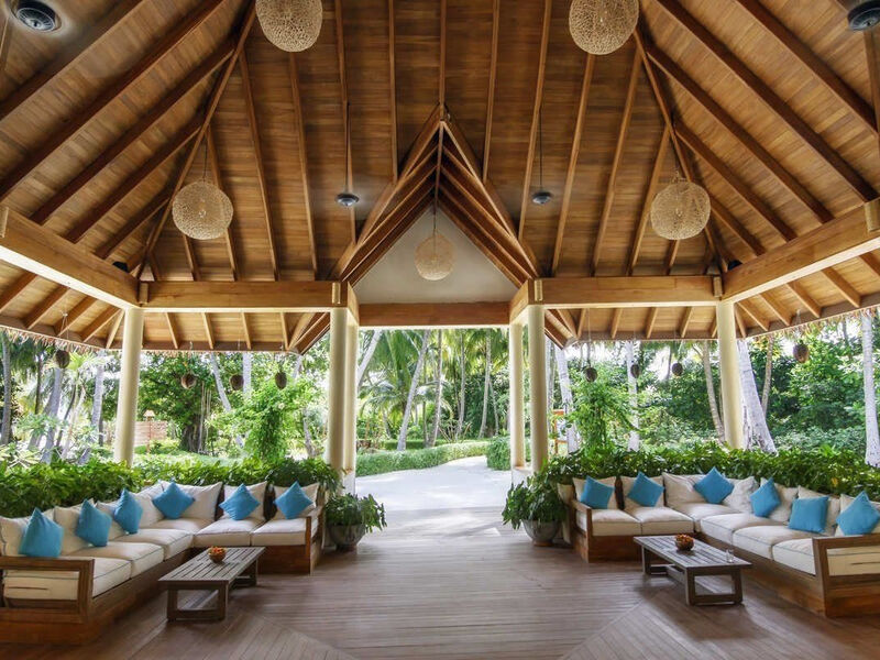 Reethi Faru Resort