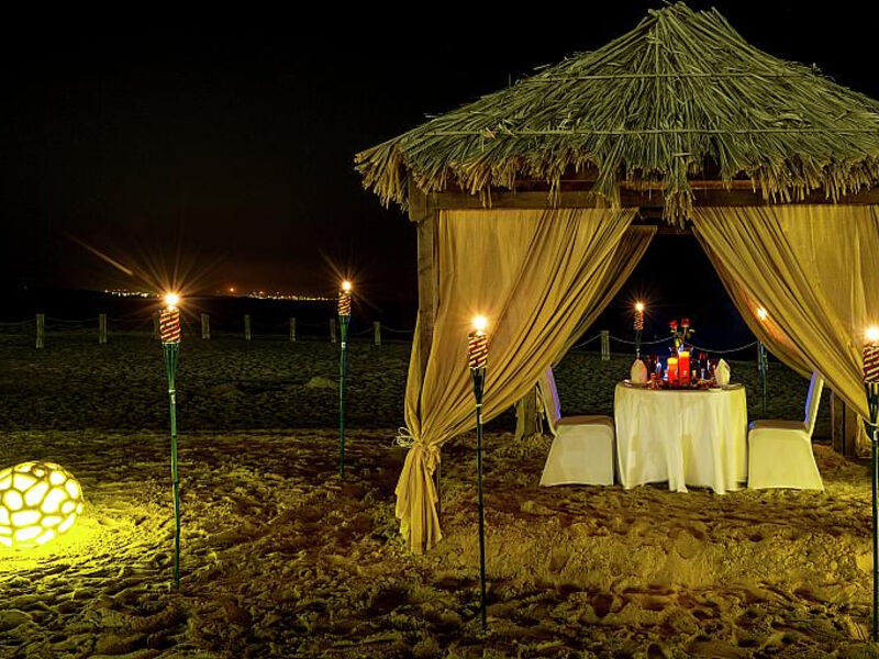 Regency Sealine camp