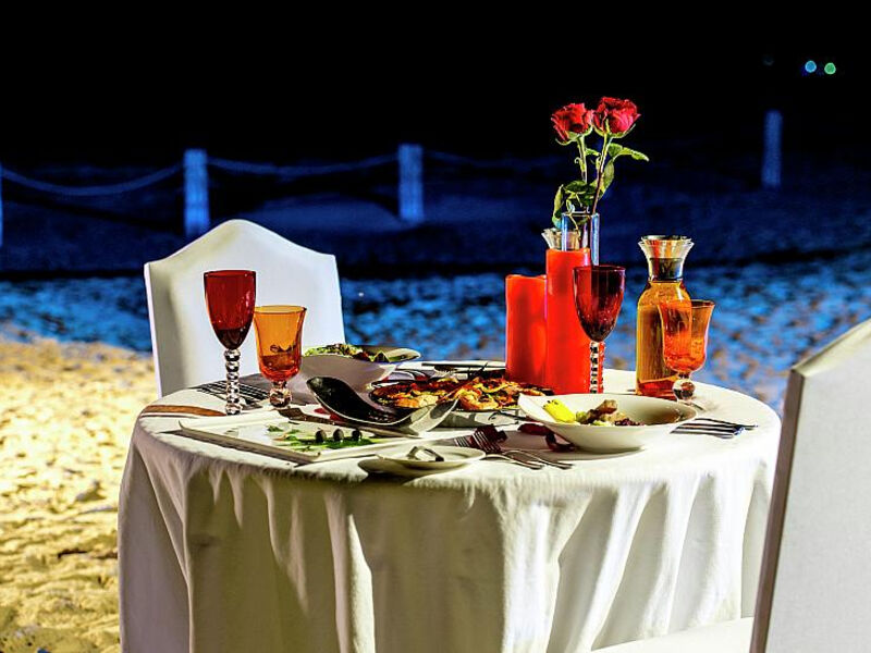 Regency Sealine camp