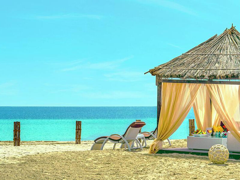 Regency Sealine camp