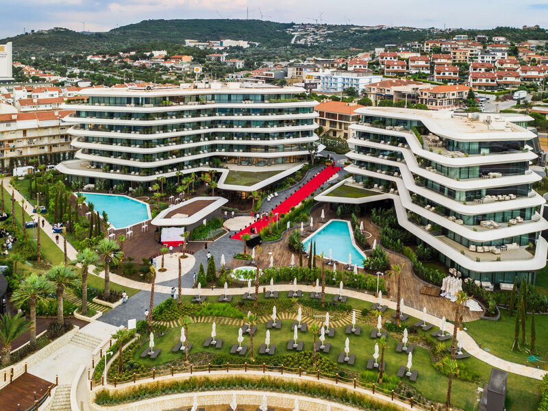 Reges A Luxury Collection Resort & Spa