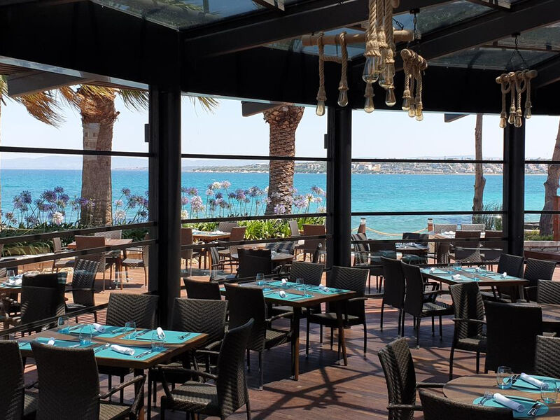 Reges A Luxury Collection Resort & Spa