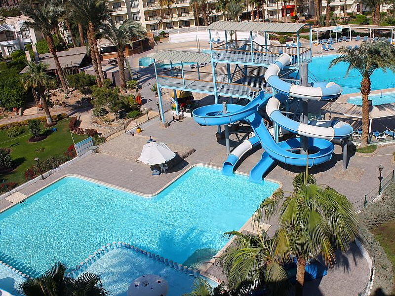 Regina Aqua Park Beach Resort