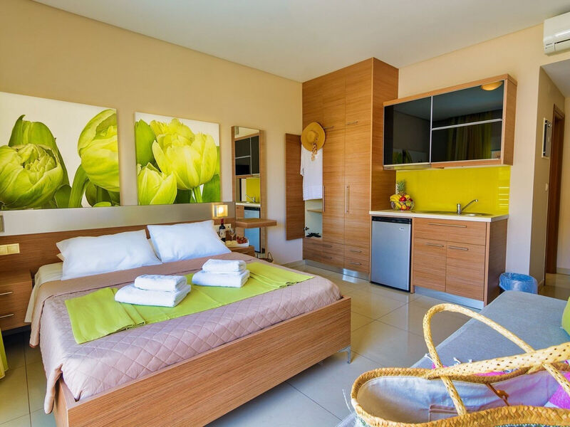 Relax Apartments & Studios