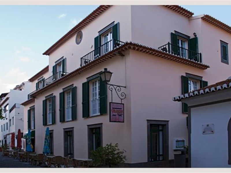 Residencial Amparo Charter