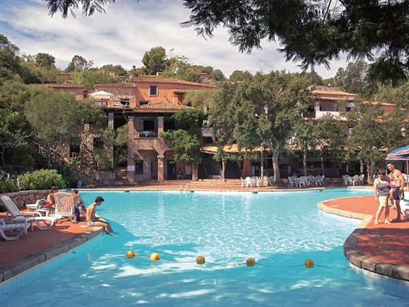 Resort Borgo Cala Moresca