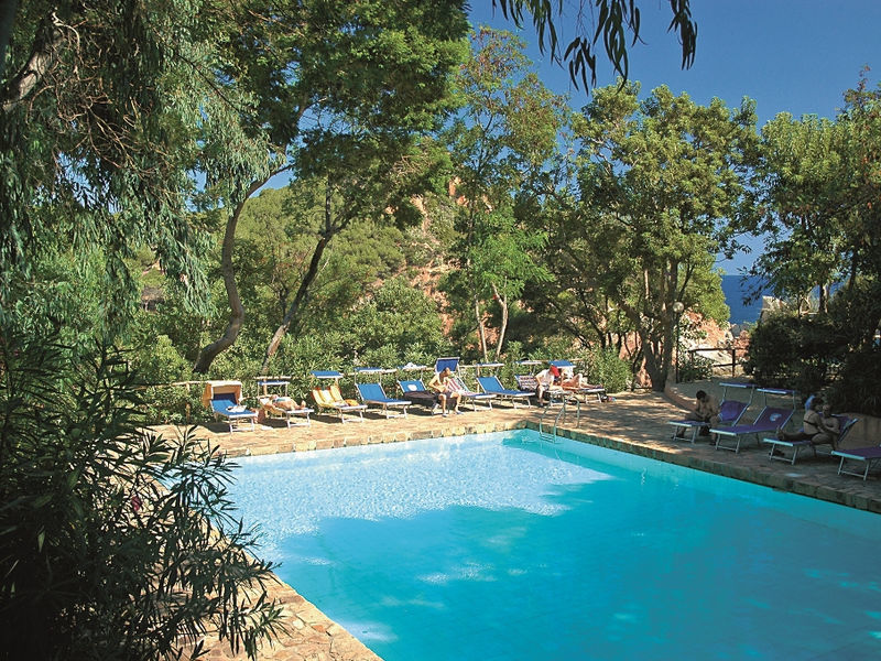 Resort Borgo Cala Moresca