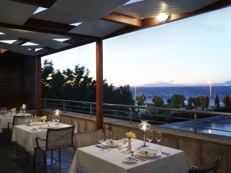 Rhodes Bay Elite Suites