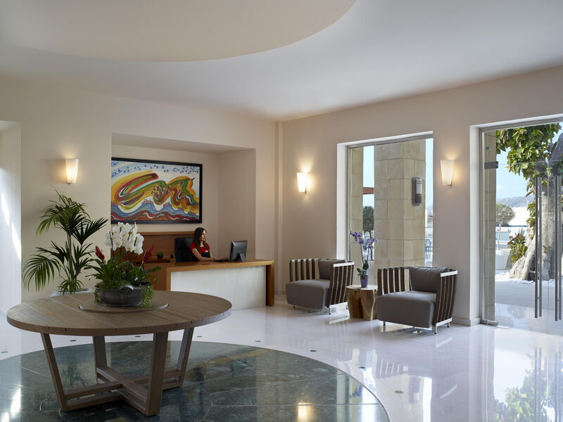 Rhodes Bay Elite Suites
