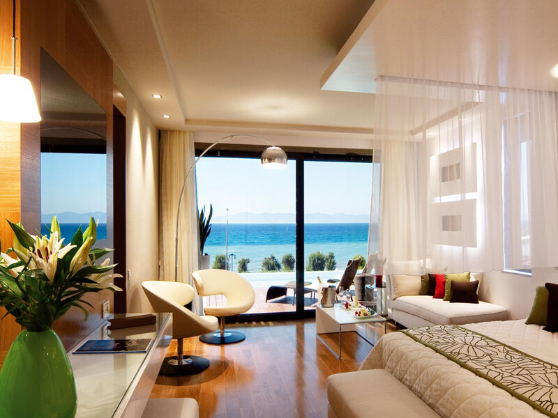 Rhodes Bay Elite Suites