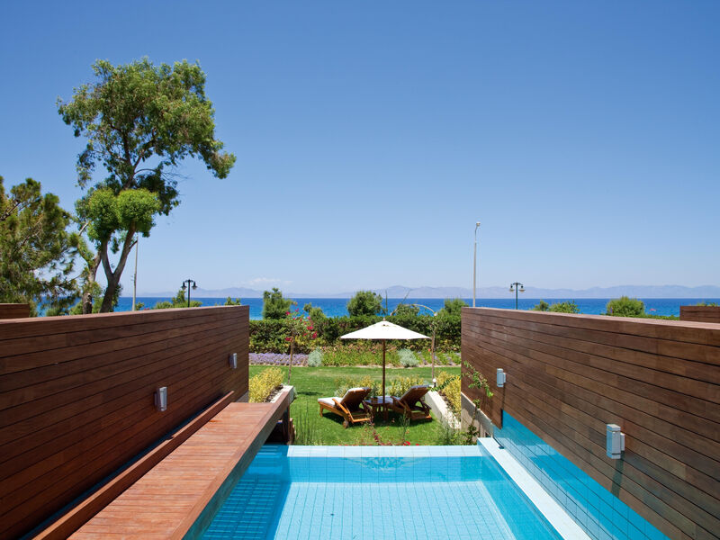 Rhodes Bay Elite Suites