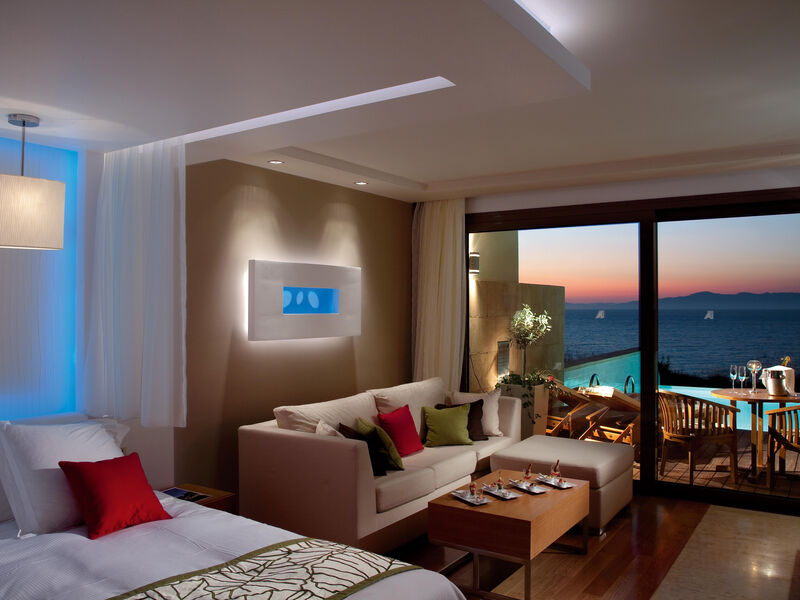 Rhodes Bay Elite Suites