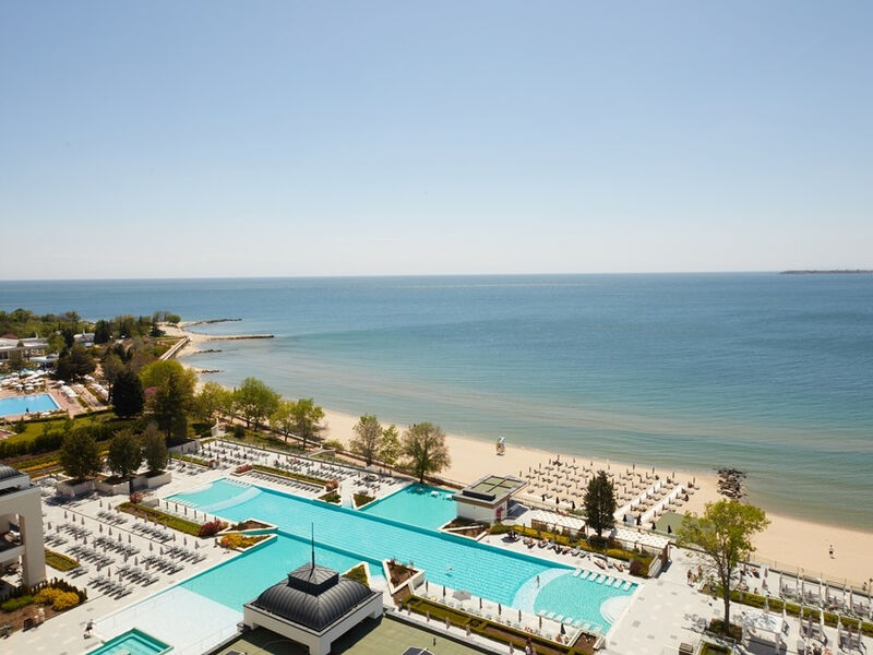 RIU Palace
