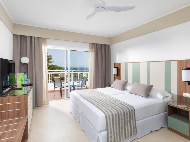 Riu Paraiso Lanzarote Resort