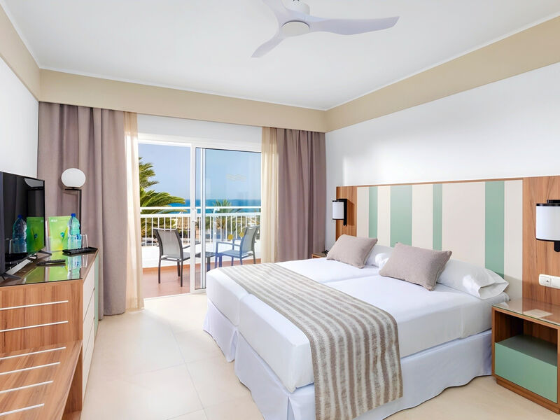 Riu Paraiso Lanzarote Resort