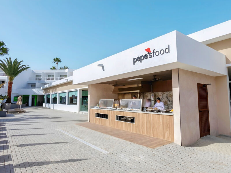 Riu Paraiso Lanzarote Resort