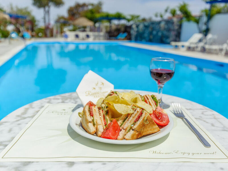 Hotel Rivari Santorini