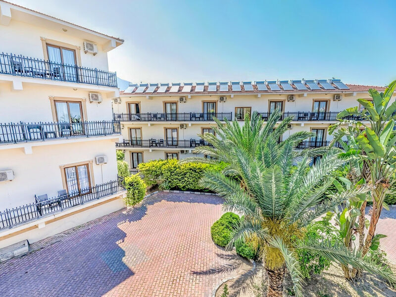 Riverside Garden Resort & Premium
