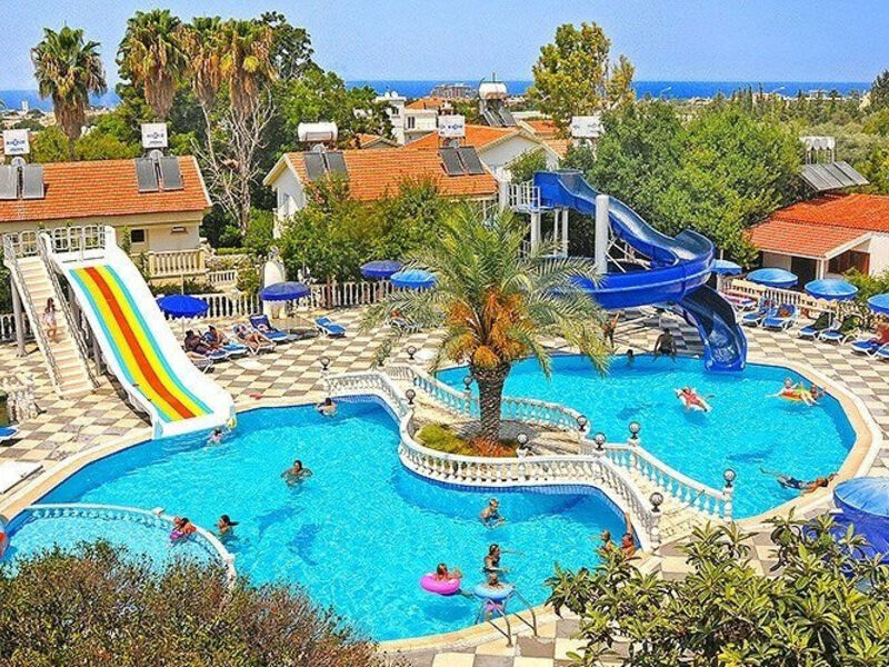 Riverside Garden Resort