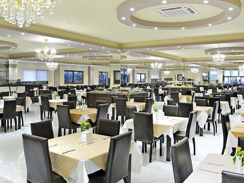 Riverside Garden Resort