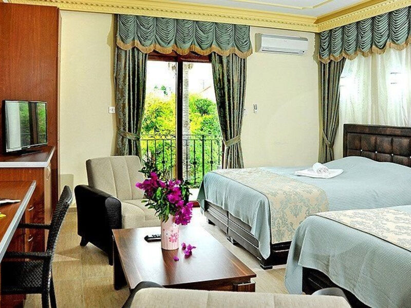 Riverside Garden Resort