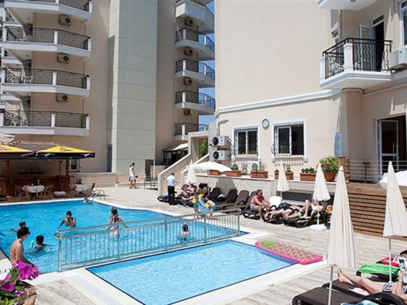 Riviera & Spa