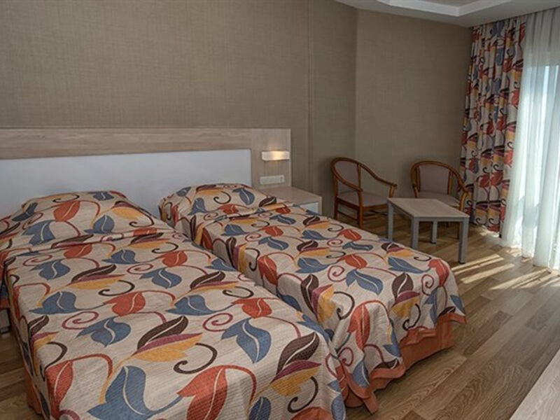 Riviera & Spa
