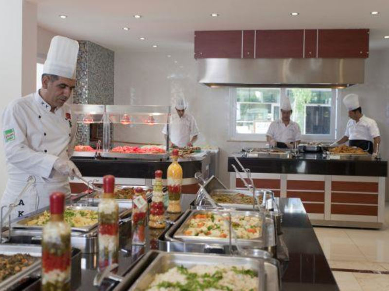 Riviera Hotel & Spa