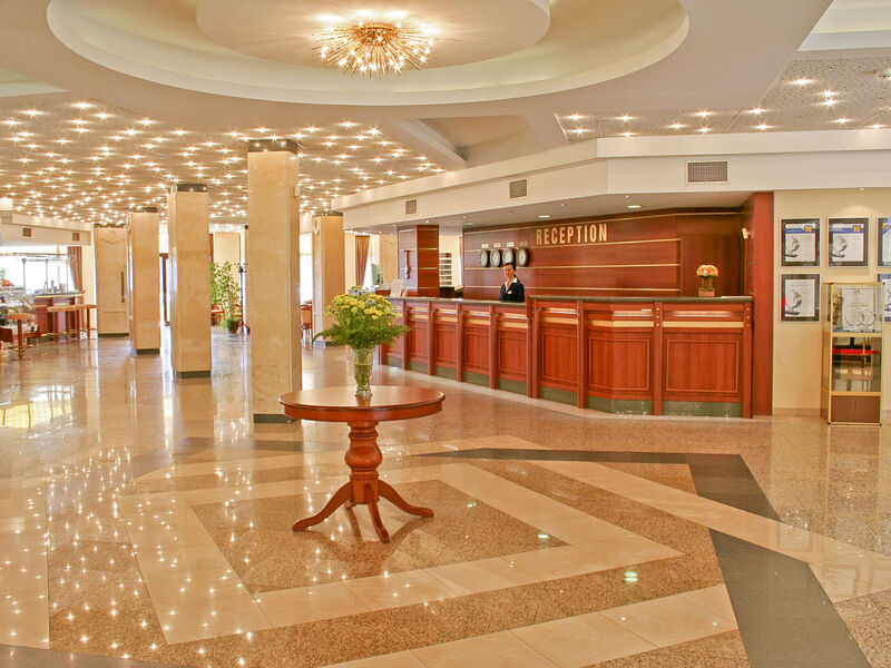 Hvd Riviera Beach Hotel