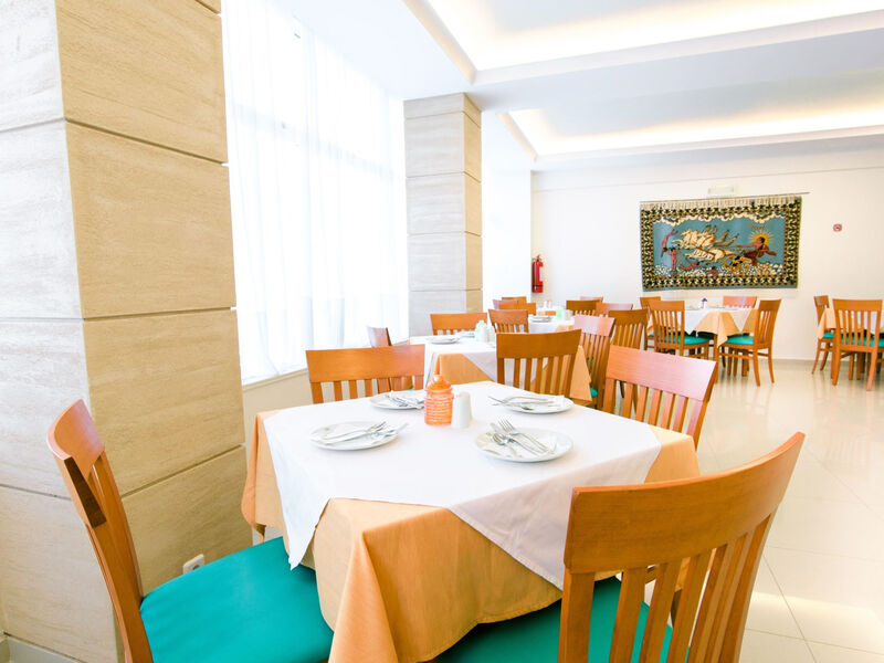 Riviera Hotel
