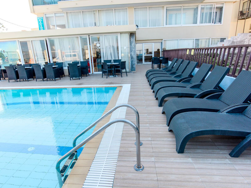 Riviera Hotel