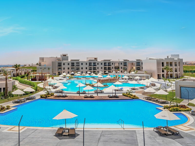 Rixos Premium Magawish Suites & Villas