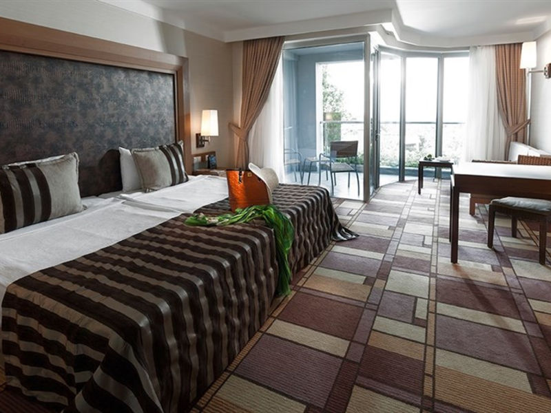 Rixos Sungate