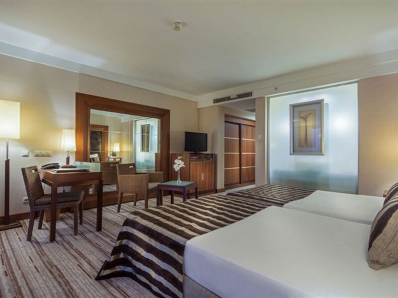 Rixos Sungate