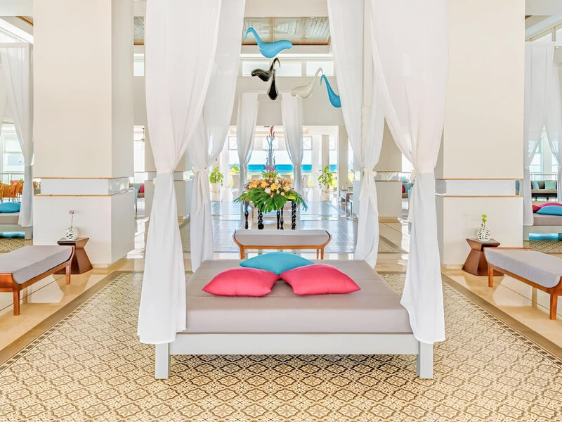 Roc Casa Del Mar
