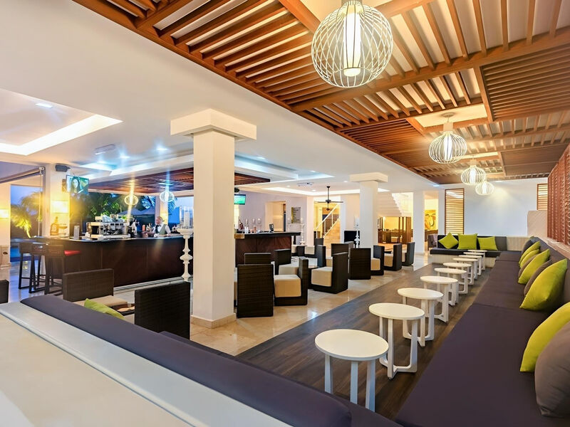 Roc Casa Del Mar