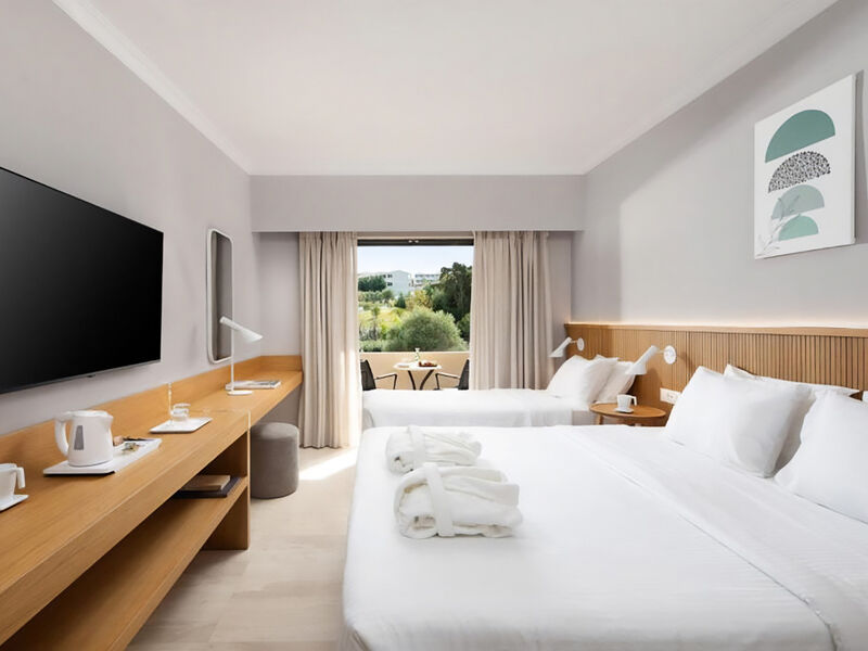 Roda Beach Resort & Spa