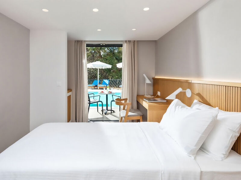 Roda Beach Resort & Spa